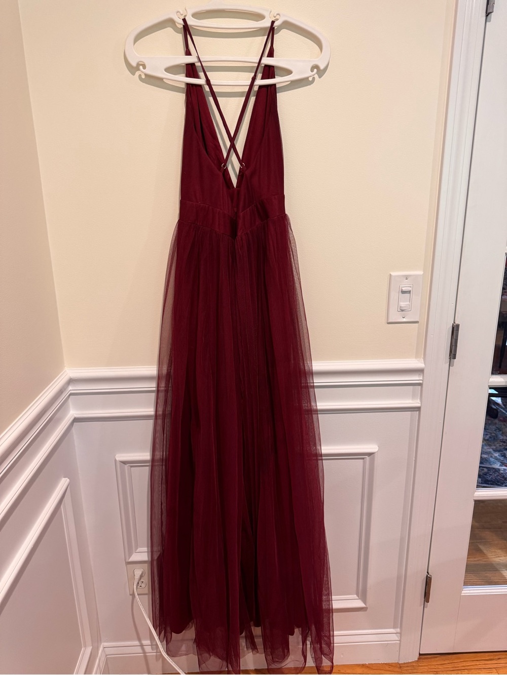 Elegant Burgundy Tulle Prom Gown with Crisscross Back